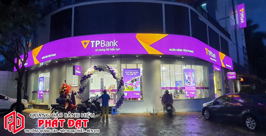 Làm bảng hiệu hộp đèn giá rẻ, đẹp, chất lượng tại TPHCM