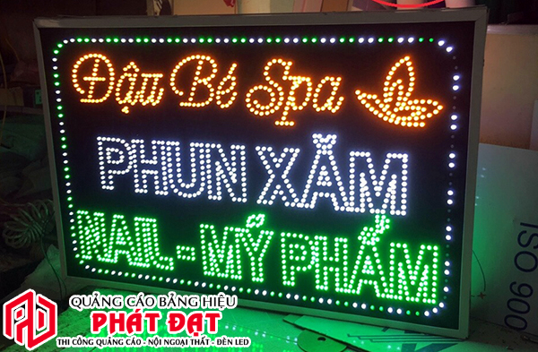 Mẫu biển hiệu hộp đèn spa - Làm bảng hiệu đèn led đẹp