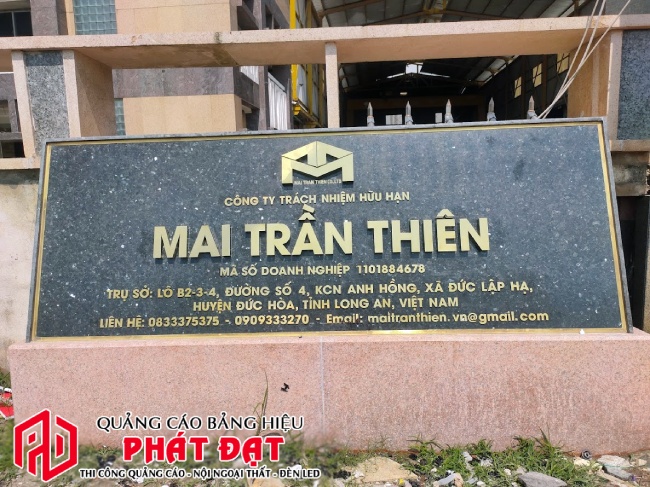 làm bảng hiệu chữ nổi inox cho công ty