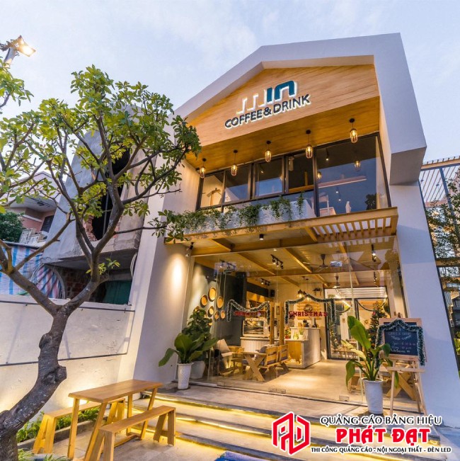 Bảng hiệu gỗ kết hợp - Làm bảng hiệu gỗ cho quán cafe