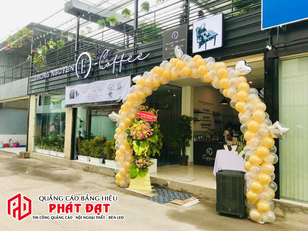 Mẫu bảng hiệu quán cafe mới nhất